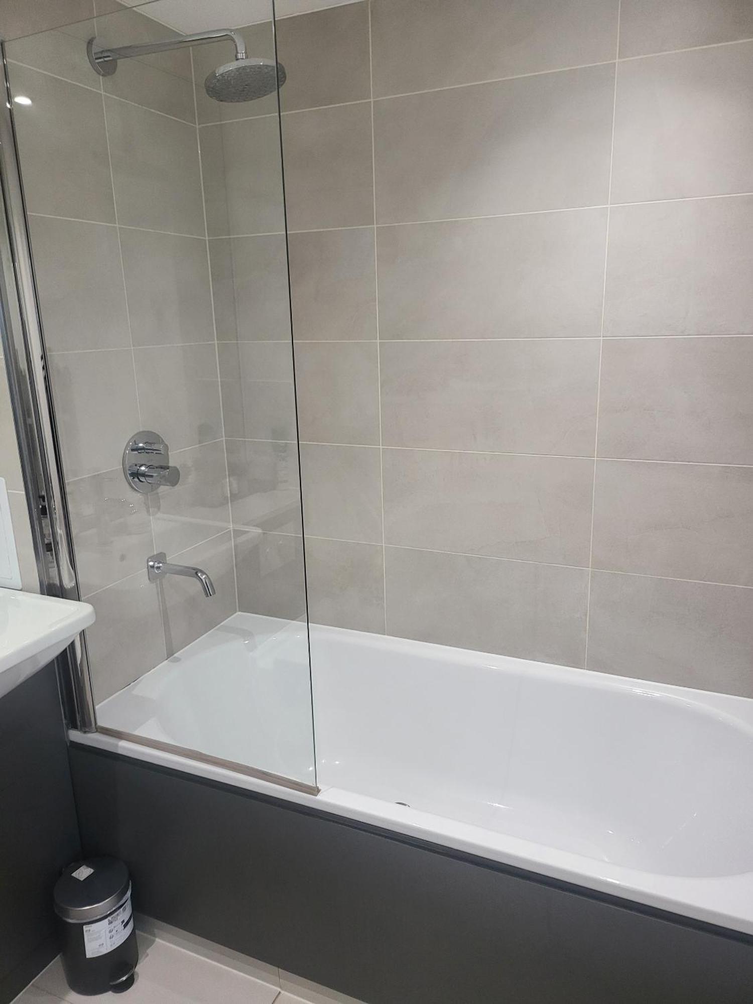 Kayz Lodge- Luxury Ensuite-Private & Shared Accommodation In A New House At The Olympic Village Overlooking Stratford Westfield And Tube Station Londra Cameră foto